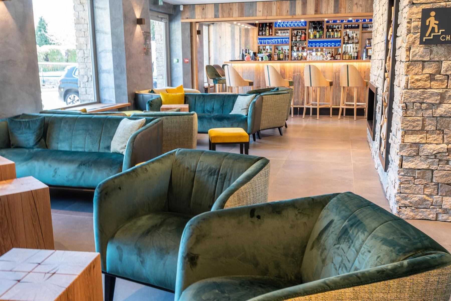 Hotel Interlaken Lounge Bar & Spa Ксорюпт-Лонжме Экстерьер фото